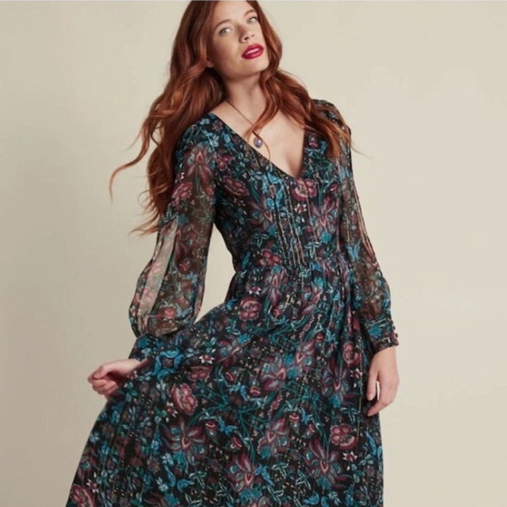 NWOT ModCloth by Anthropologie Loop, Twirl, & Arch Split Sleeve Maxi Dress Small